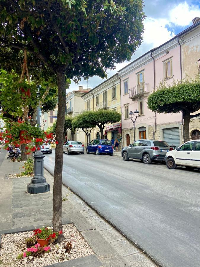 Appartamento Loft nel centro storico di Agnone Esterno foto